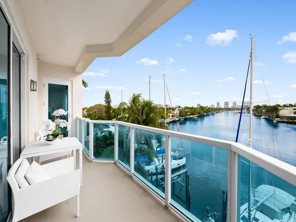516 Hendricks Isle Fort Lauderdale FL 33301