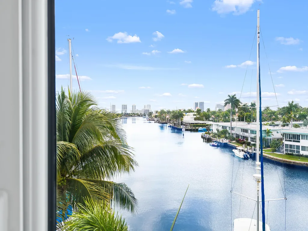 516 Hendricks Isle Fort Lauderdale FL 33301