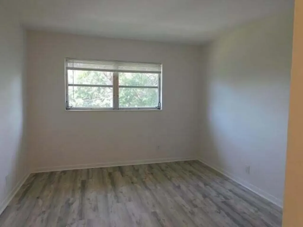 640 SE 2nd Avenue Boynton Beach FL 33435
