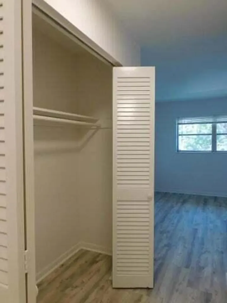640 SE 2nd Avenue Boynton Beach FL 33435