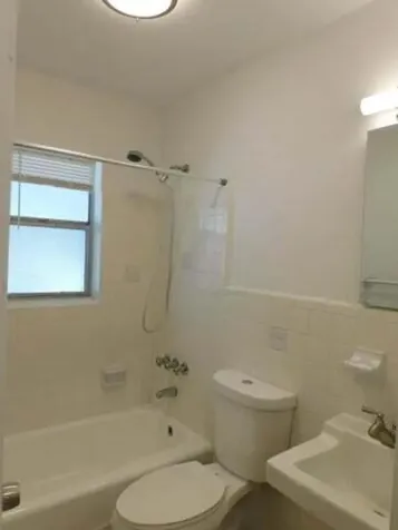 640 SE 2nd Avenue Boynton Beach FL 33435
