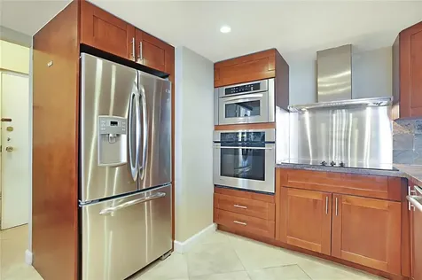 2800 N Ocean Drive Singer Island FL 33404