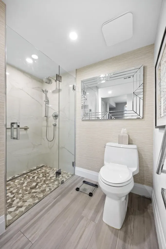 6061 Balboa Circle Boca Raton FL 33433