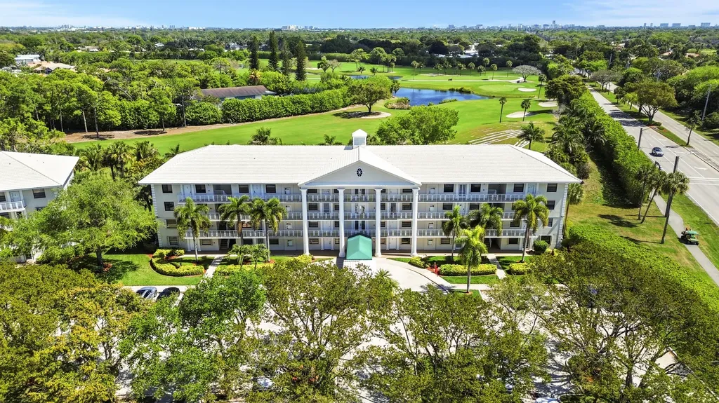 6061 Balboa Circle Boca Raton FL 33433
