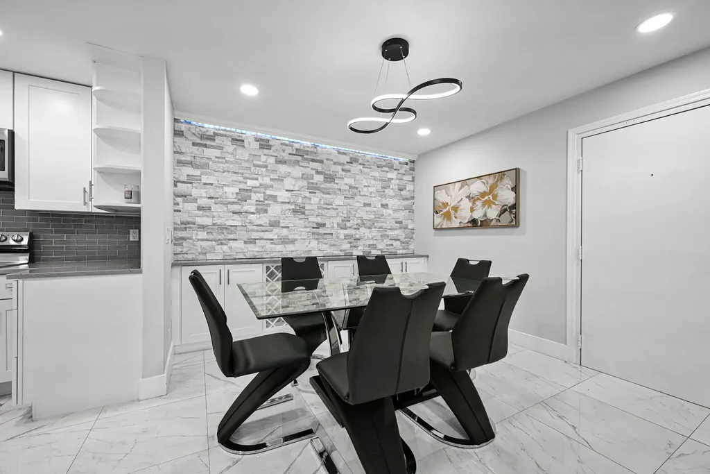 6279 Bay Club Drive Fort Lauderdale FL 33308