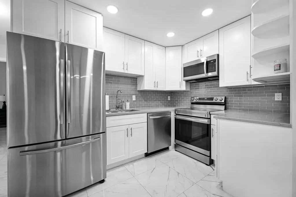 6279 Bay Club Drive Fort Lauderdale FL 33308