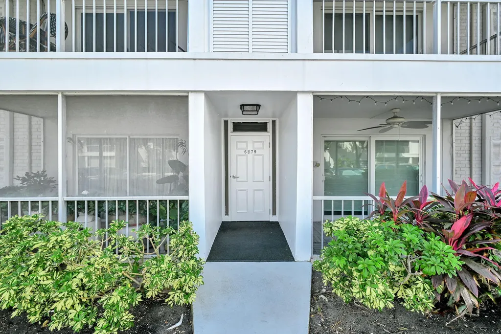 6279 Bay Club Drive Fort Lauderdale FL 33308