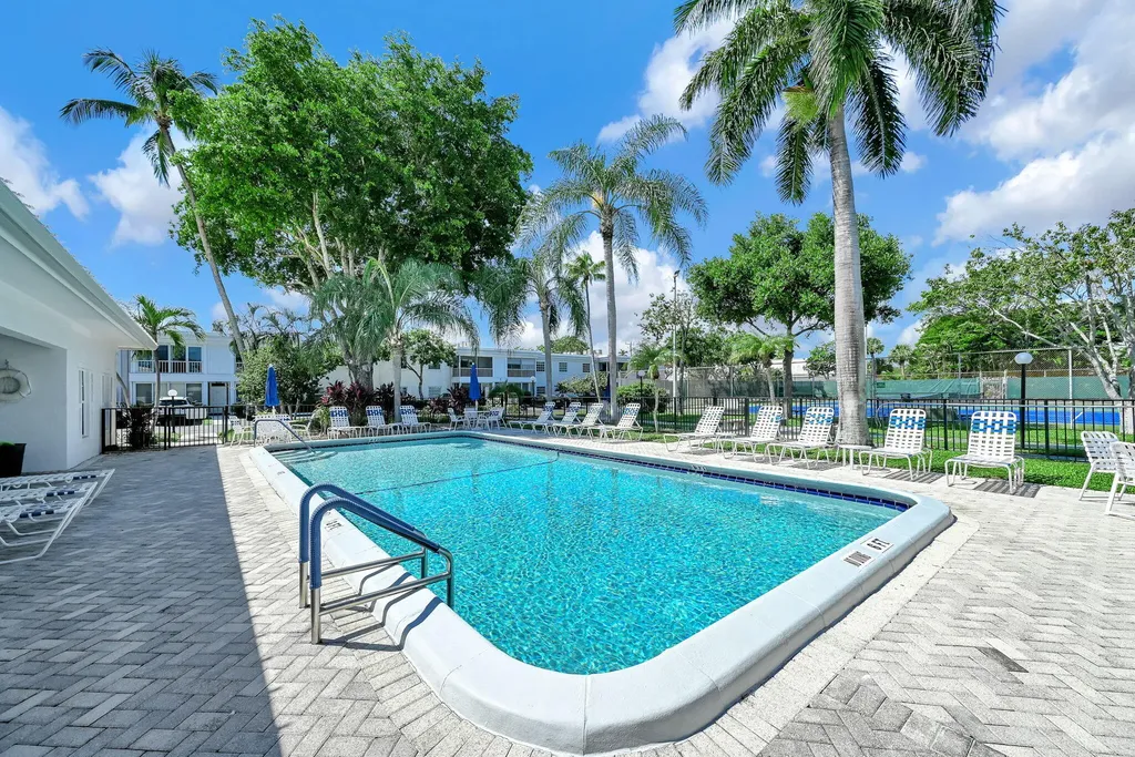 6279 Bay Club Drive Fort Lauderdale FL 33308