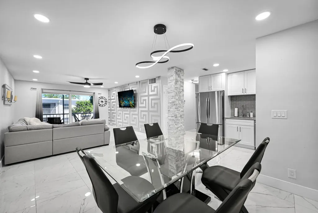 6279 Bay Club Drive Fort Lauderdale FL 33308