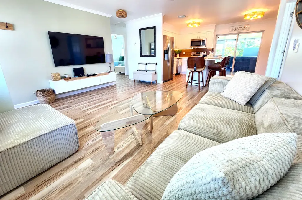 3546 Betty Ann Court E West Palm Beach FL 33403