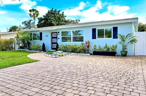3546 Betty Ann Court E West Palm Beach FL 33403