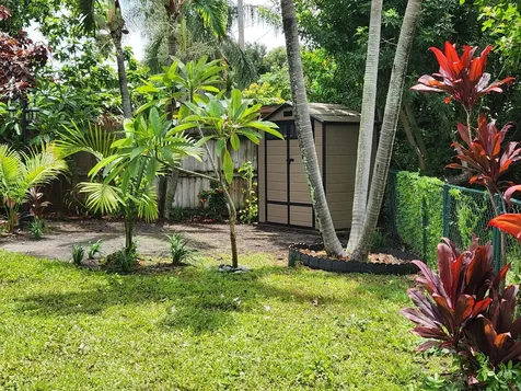 3546 Betty Ann Court E West Palm Beach FL 33403