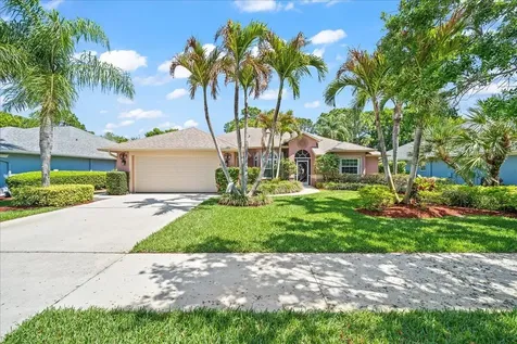 214 SW Fernleaf Trail Port St Lucie FL 34953