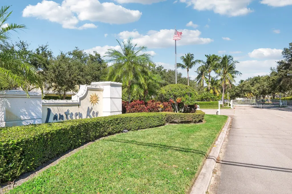 4963 Grinnell Street Lake Worth FL 33463