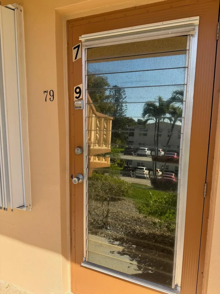 79 Dorchester D West Palm Beach FL 33417