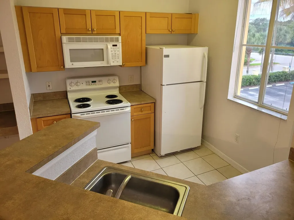 11010 Legacy Drive Palm Beach Gardens FL 33410