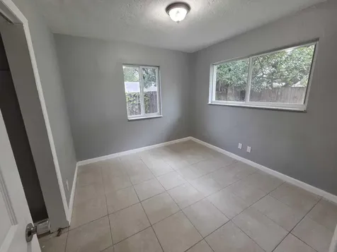 5720 Cleveland Street Hollywood FL 33021