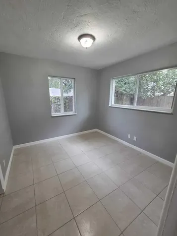 5720 Cleveland Street Hollywood FL 33021