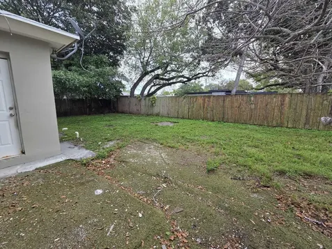 5720 Cleveland Street Hollywood FL 33021
