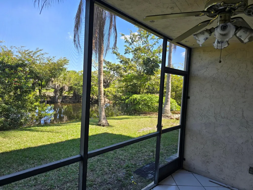 3900 NW 76th Avenue Sunrise FL 33351