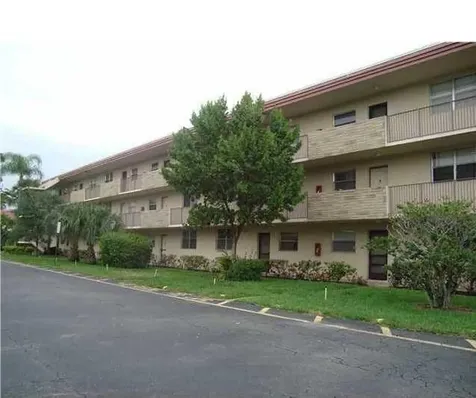 3900 NW 76th Avenue Sunrise FL 33351