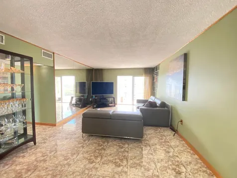 400 Kings Point Drive Sunny Isles Beach FL 33160