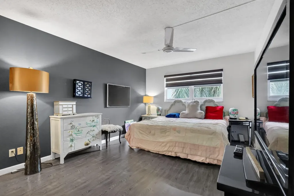 330 NE 26th Avenue Boynton Beach FL 33435