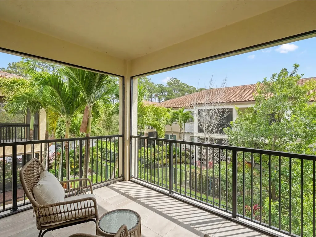 15826 Binks Pointe Terrace Wellington FL 33414