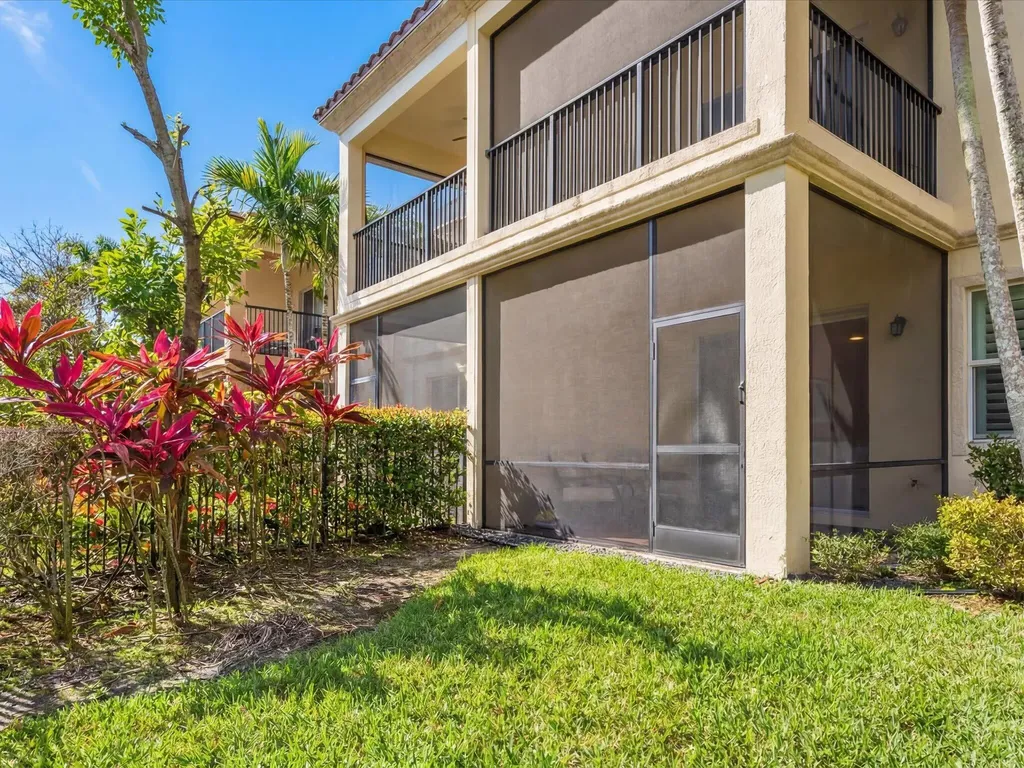 15826 Binks Pointe Terrace Wellington FL 33414
