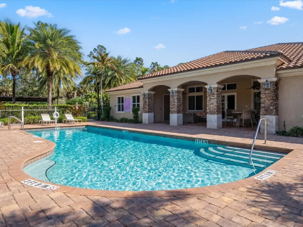 15826 Binks Pointe Terrace Wellington FL 33414