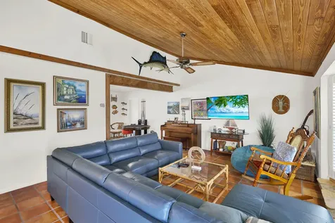 1902 Mimosa Avenue Fort Pierce FL 34949