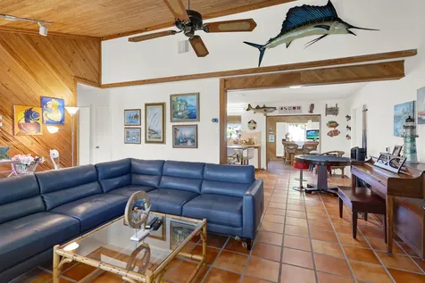 1902 Mimosa Avenue Fort Pierce FL 34949