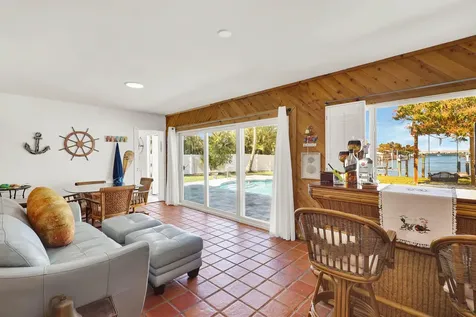 1902 Mimosa Avenue Fort Pierce FL 34949