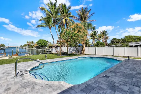 1902 Mimosa Avenue Fort Pierce FL 34949