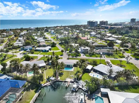 1902 Mimosa Avenue Fort Pierce FL 34949