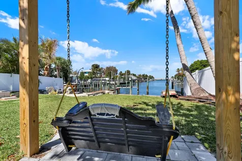 1902 Mimosa Avenue Fort Pierce FL 34949