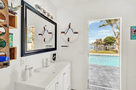 1902 Mimosa Avenue Fort Pierce FL 34949