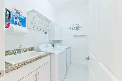 11825 N Kalmar Circle Circle N Parkland FL 33076