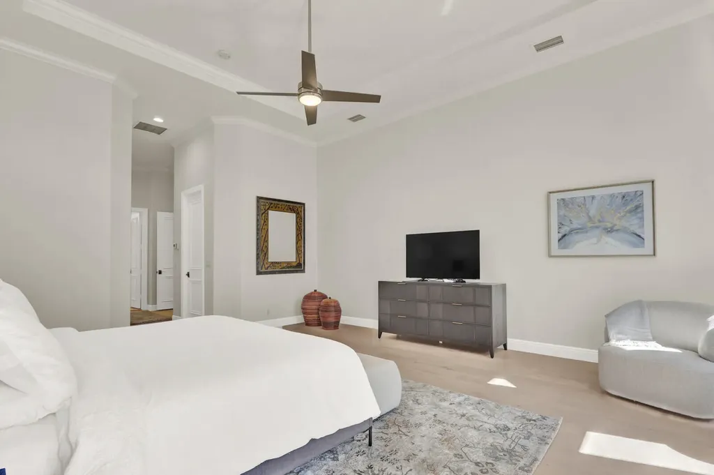 528 Les Jardin Drive Palm Beach Gardens FL 33410