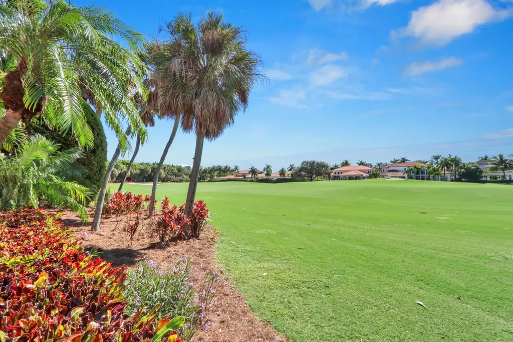 528 Les Jardin Drive Palm Beach Gardens FL 33410