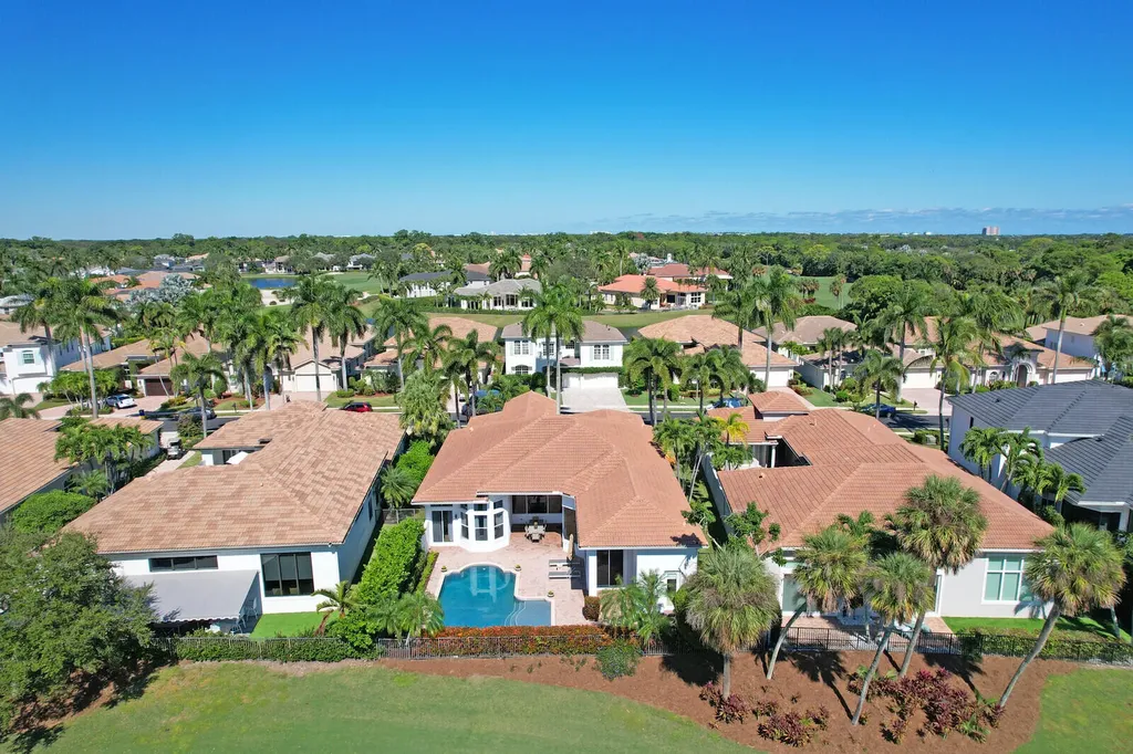 528 Les Jardin Drive Palm Beach Gardens FL 33410