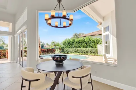 528 Les Jardin Drive Palm Beach Gardens FL 33410