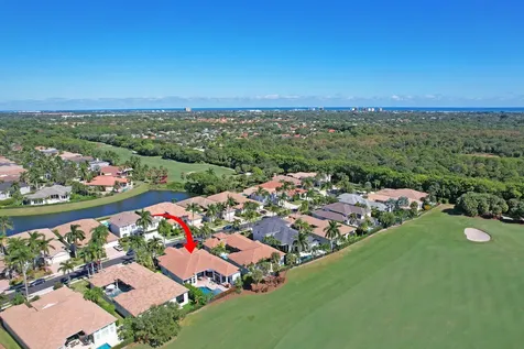 528 Les Jardin Drive Palm Beach Gardens FL 33410