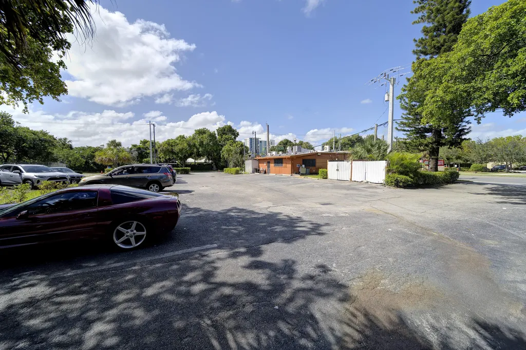 600 S Dixie Highway W Pompano Beach FL