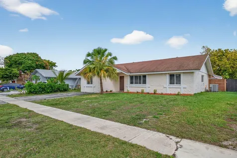 7521 SW 6th Court North Lauderdale FL 33068