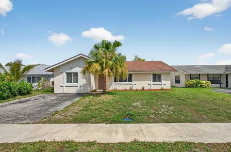 7521 SW 6th Court North Lauderdale FL 33068