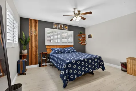 7521 SW 6th Court North Lauderdale FL 33068