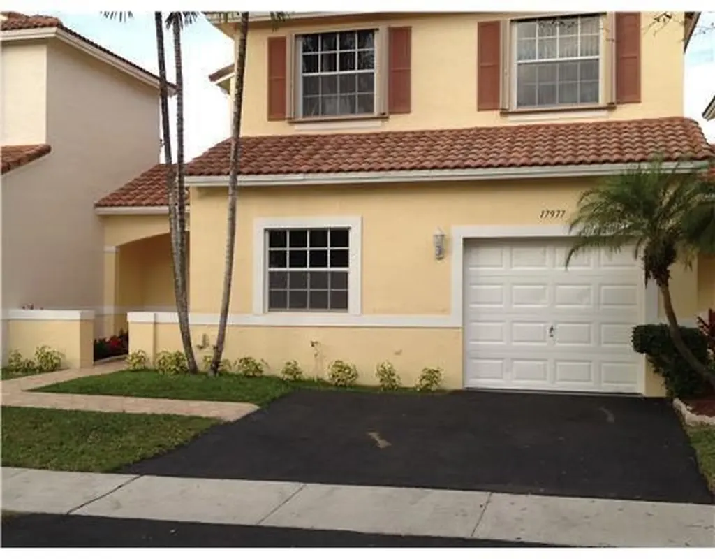 17977 SW 8th Street Pembroke Pines FL 33029