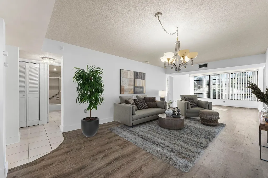 1721 Whitehall Drive Davie FL 33324
