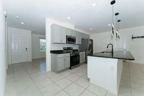 138 SW Carter Avenue Port St Lucie FL 34983